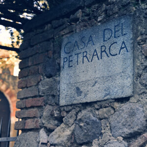 Casa-Petrarca_wp